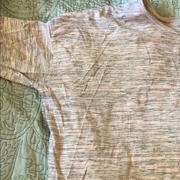 Lularoe Irma Top Size Large Gently Used - Picture 3 of 4